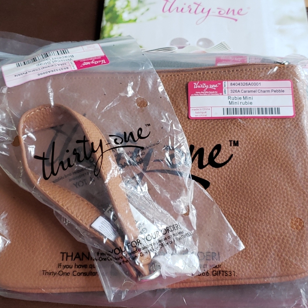 thirty-one Rubie Mini & Wristlet Strap